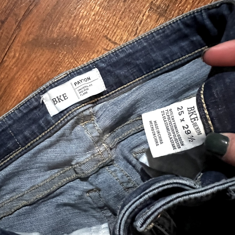 BUCKLE FLARES - Picture 4 of 4